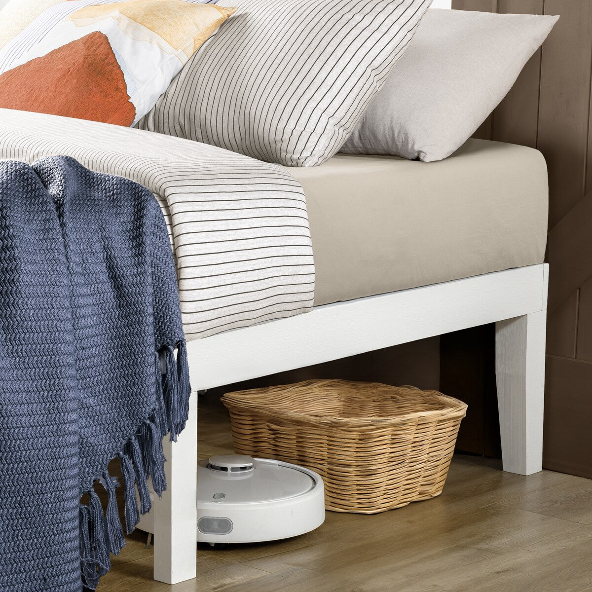 16 Inch Classic Solid Wood Platform Bed Frame in Multiple Finishes