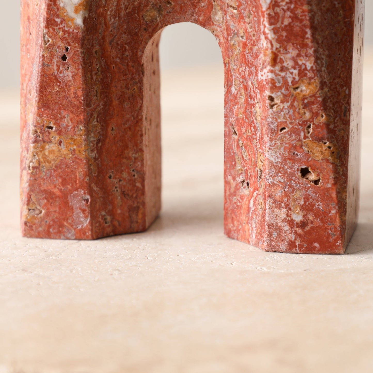 Brava Arch Hight Marble Sclupture - Red