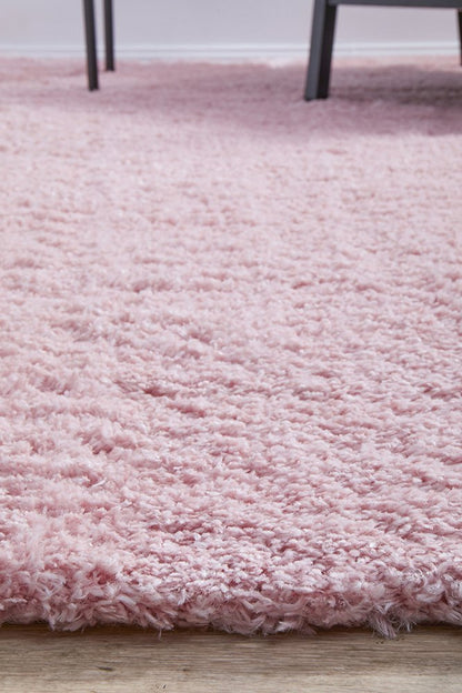 Cardi 150cm x 80cm Shaggy Power Loomed Rug - Pink