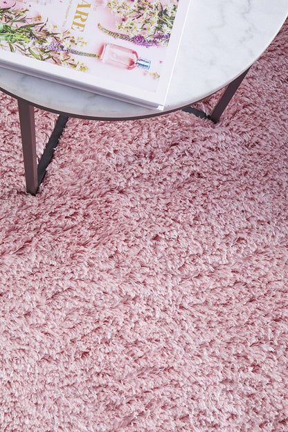 Cardi 150cm x 80cm Shaggy Power Loomed Rug - Pink