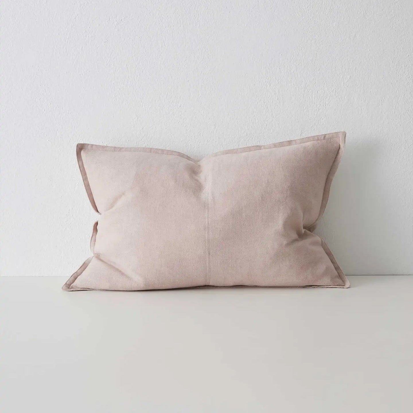 Como Linen Stonewashed Vintage Look Lumbar Cushion