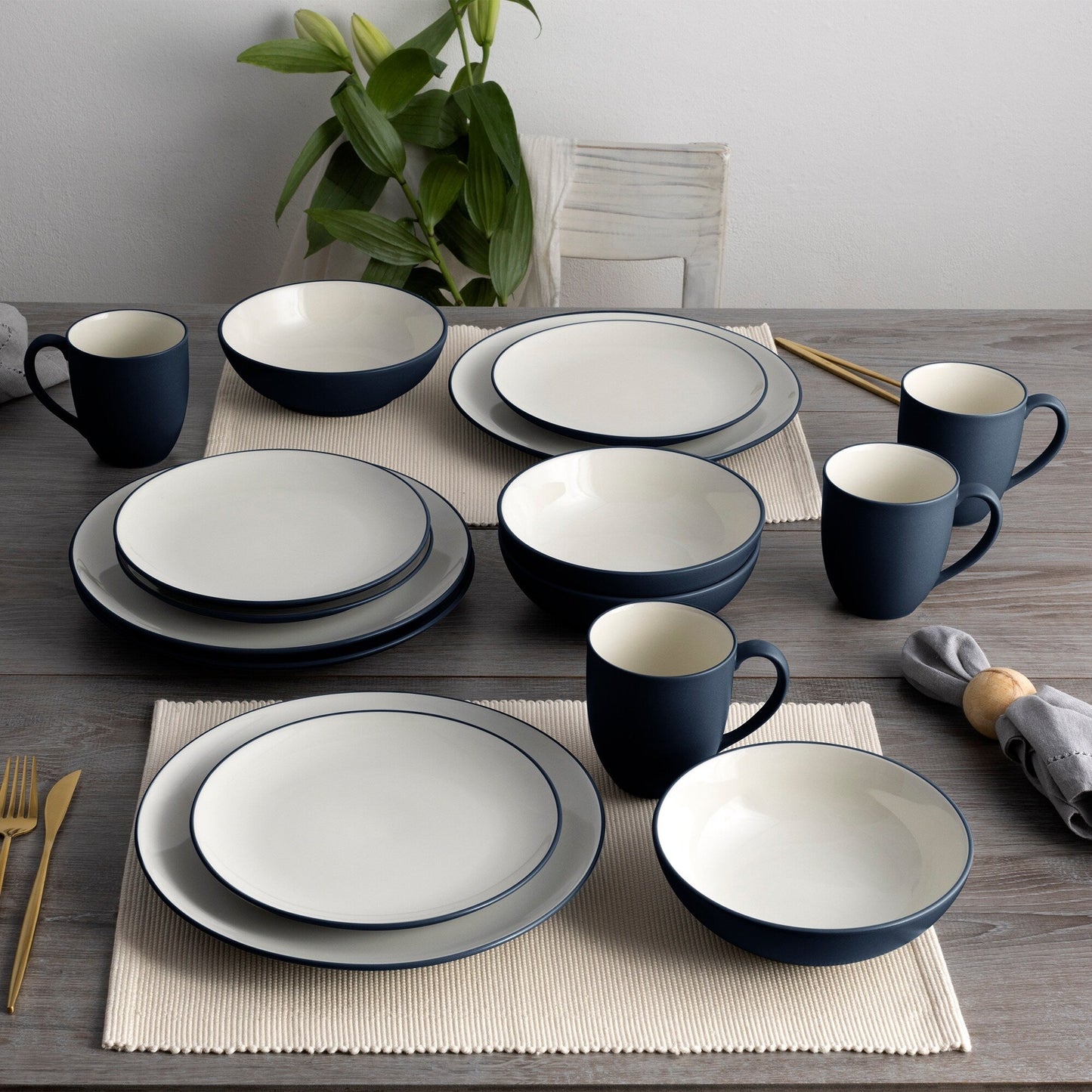 Noritake Colorwave 16-Piece Coupe Dinnerware Set, Service For 4