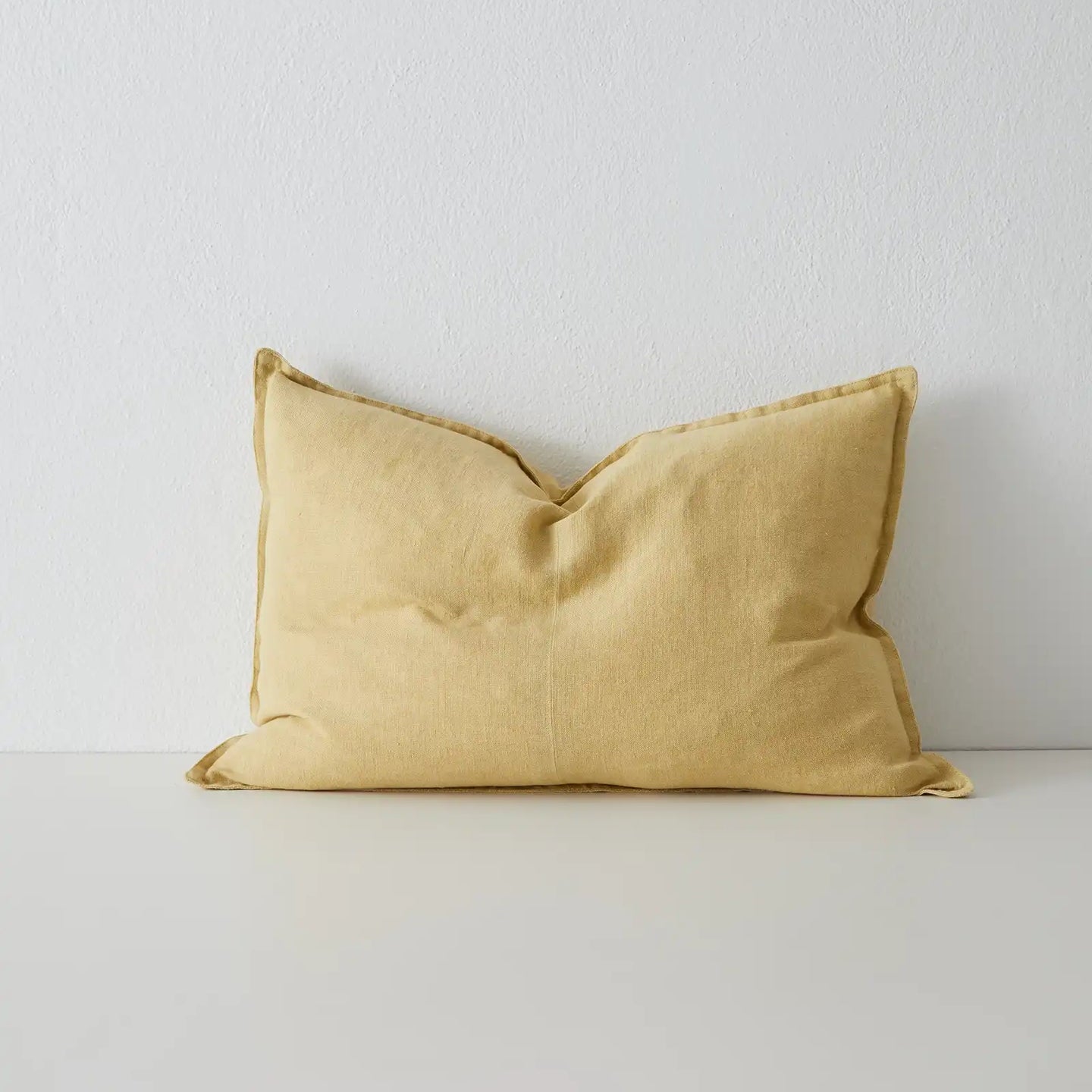 Como Linen Stonewashed Vintage Look Lumbar Cushion